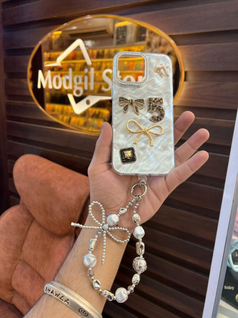 Silver stone case with charms