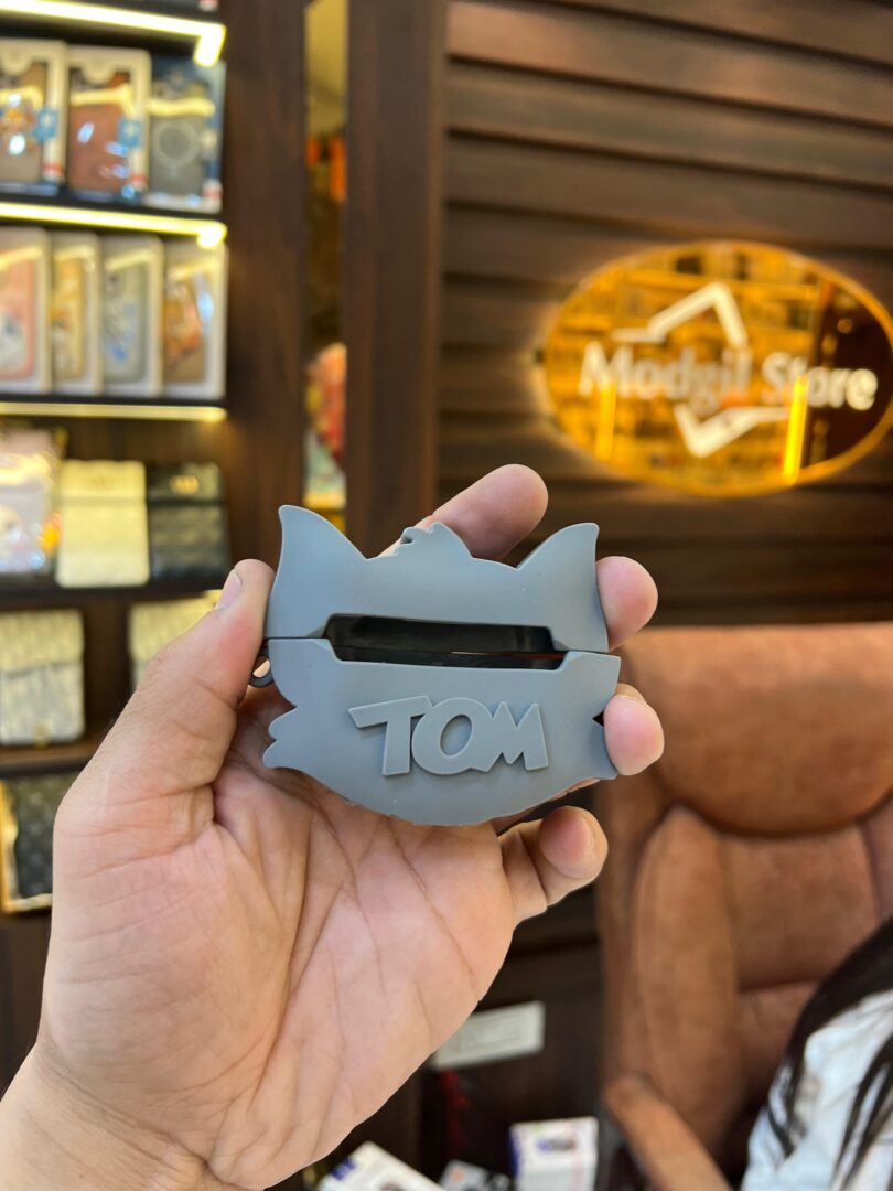 Tom AirPod case - Image 2