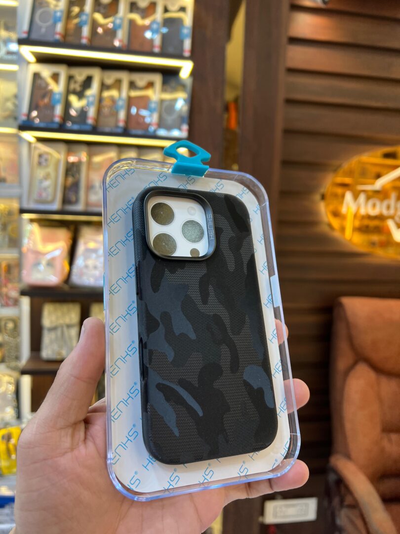 Henks camouflage case