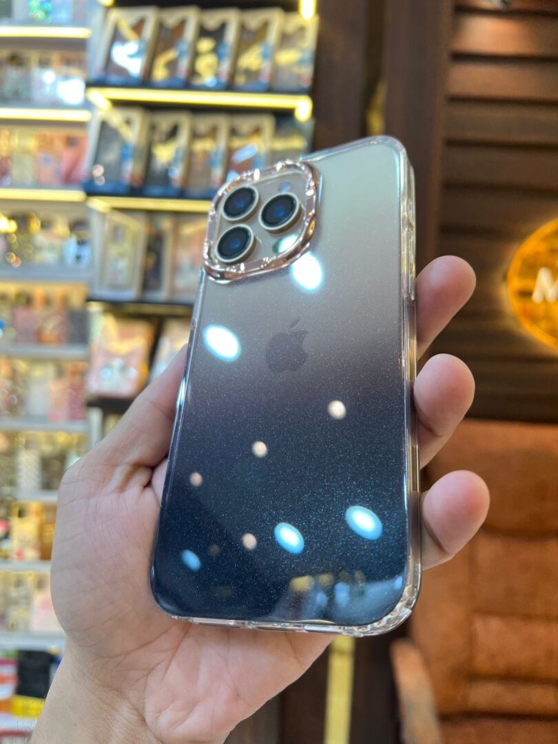 Gradient sparkle case