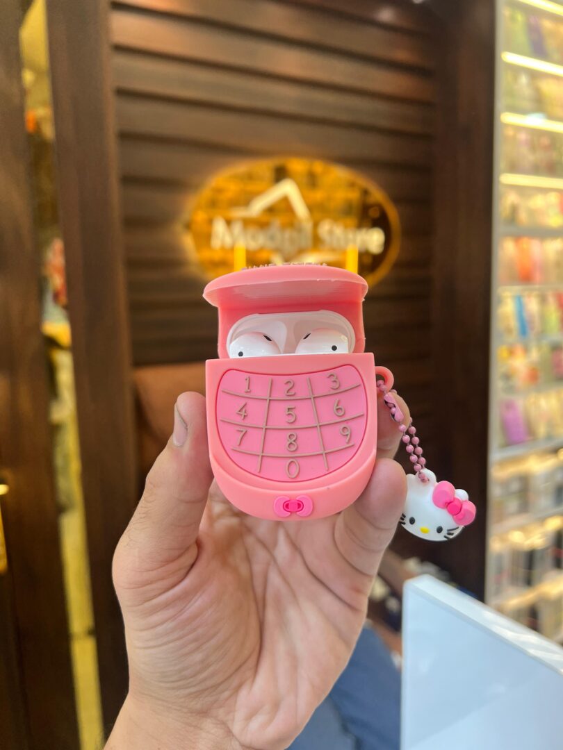 Hello kitty airpods case - Image 5