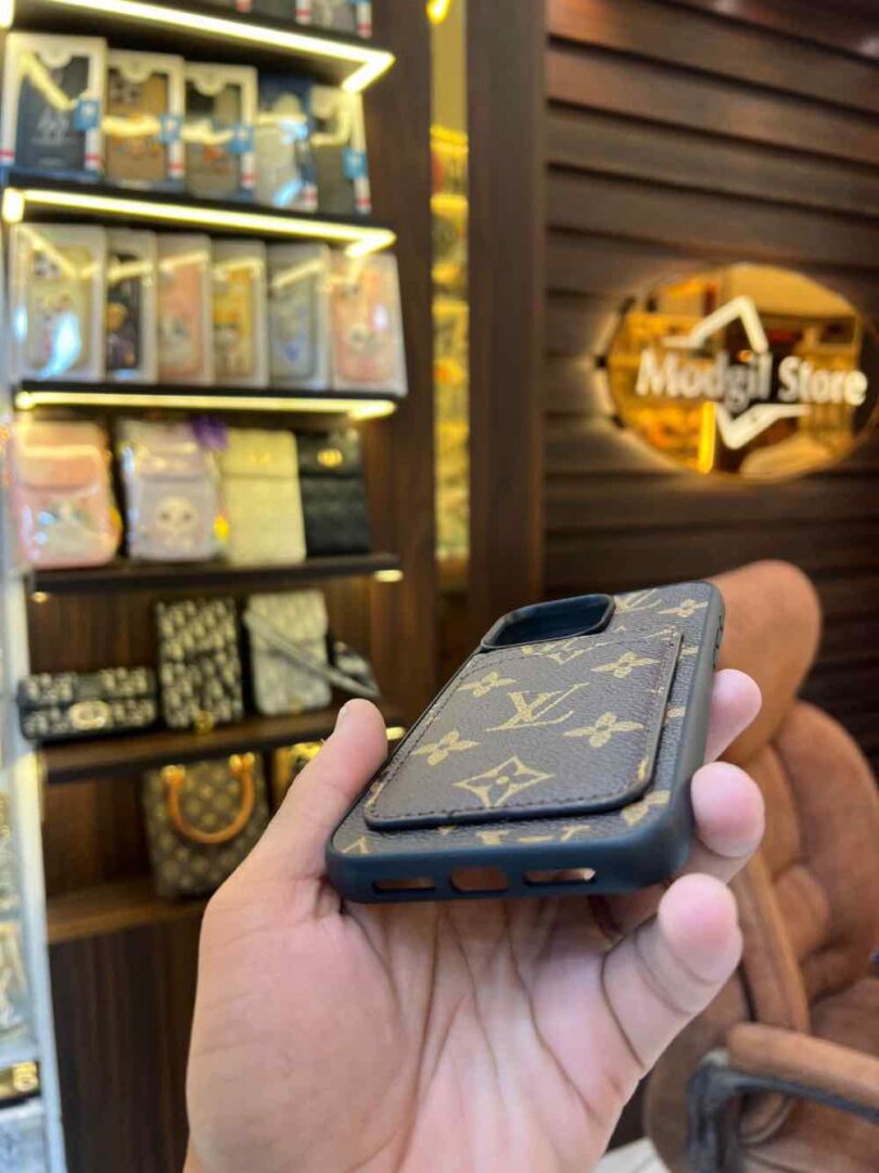 Big logo case with card holder - Image 2