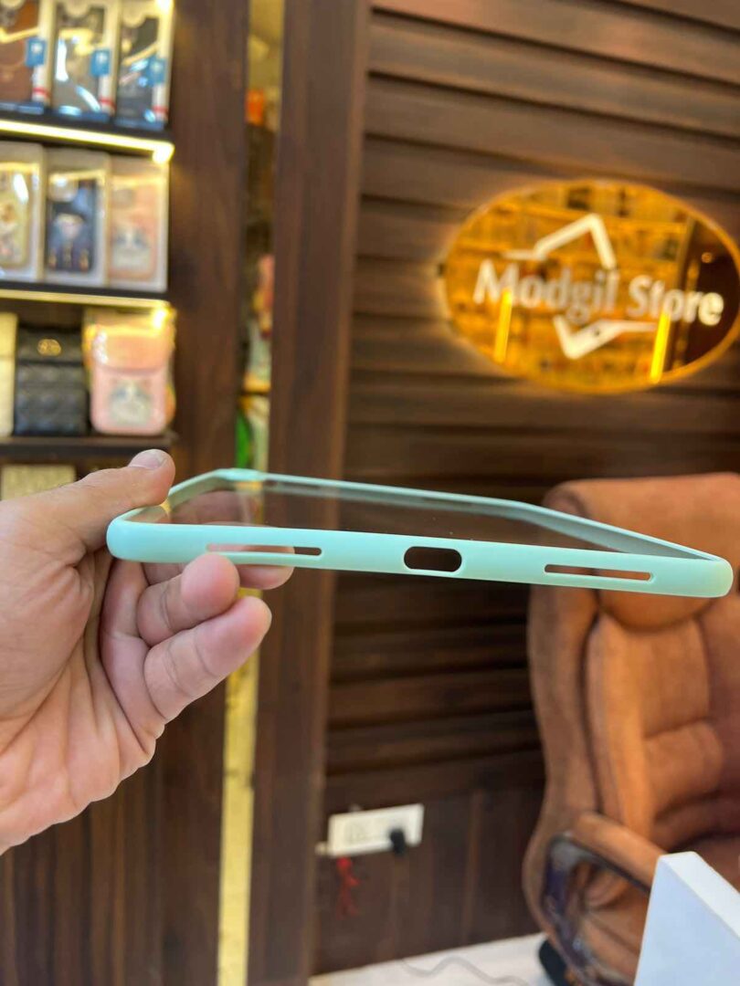 Transparent with coloured border iPad case - Image 4