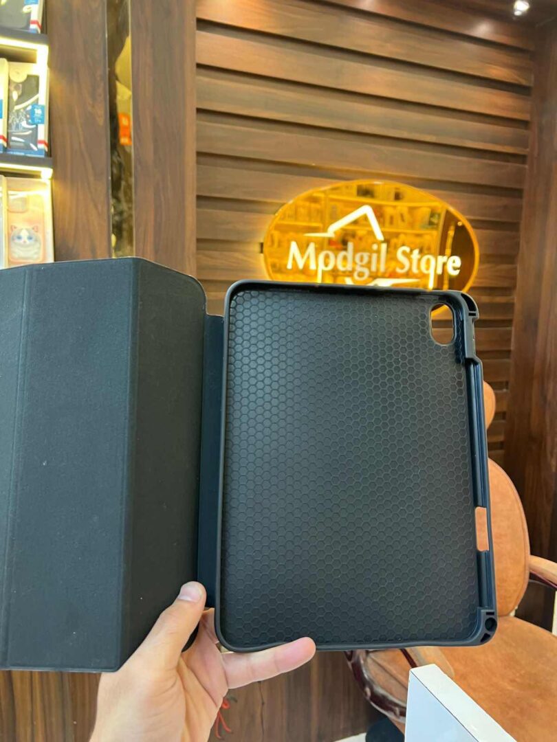 M.utral iPad case - Image 2