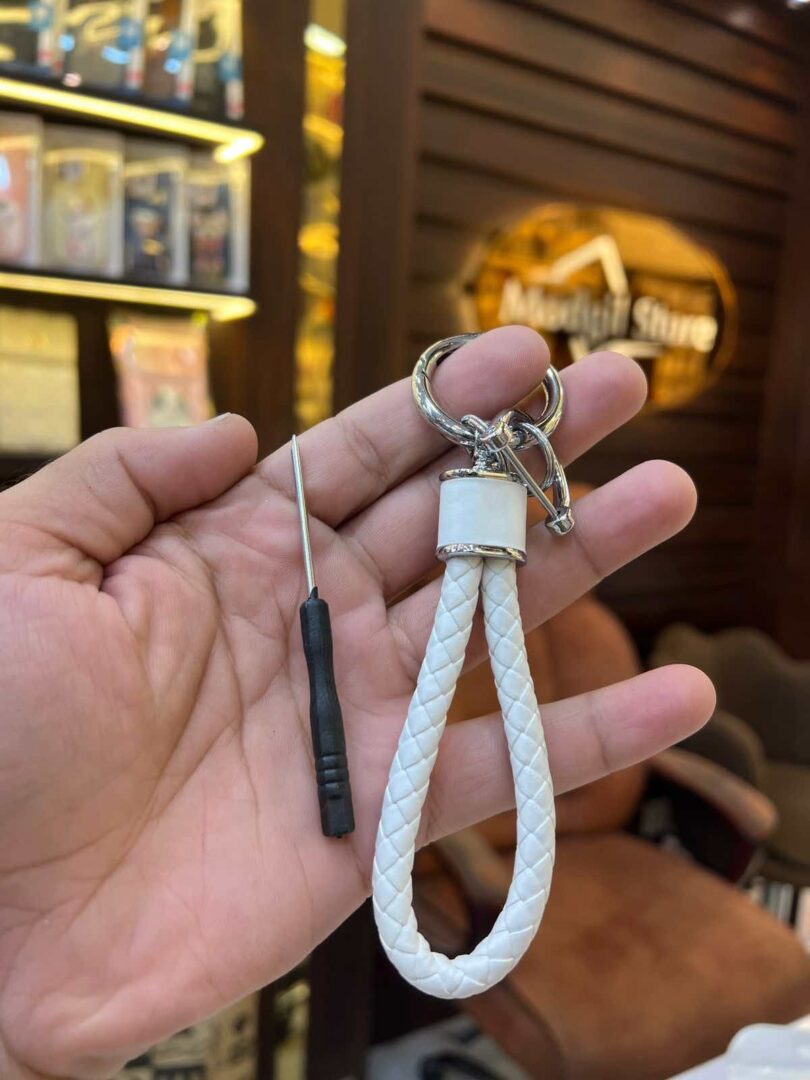 Key chain (WBG) - Image 2