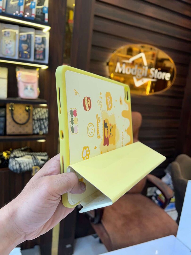 Pooh iPad case - Image 2