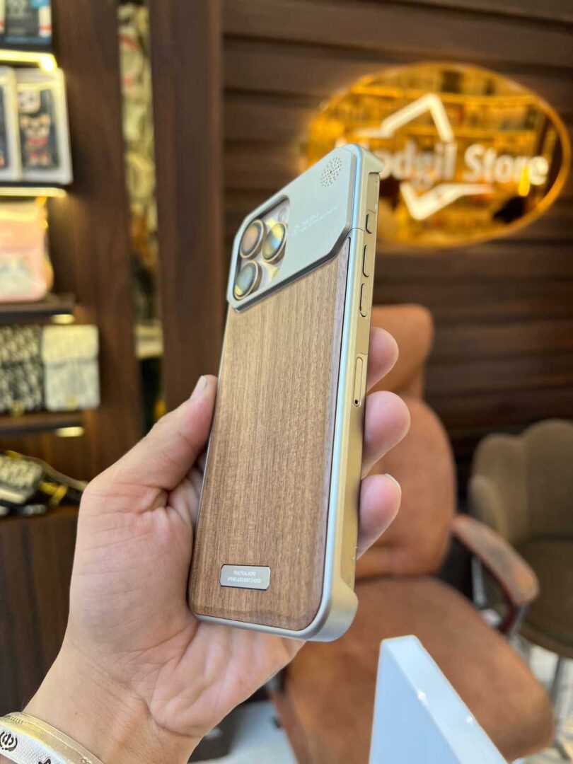 Wooden & metal series with mag-safe - Image 2