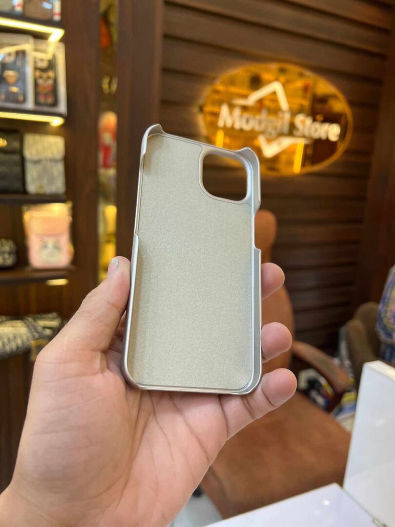 Leather with metal case - Image 2