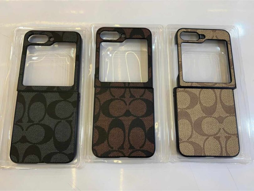 CO flip case