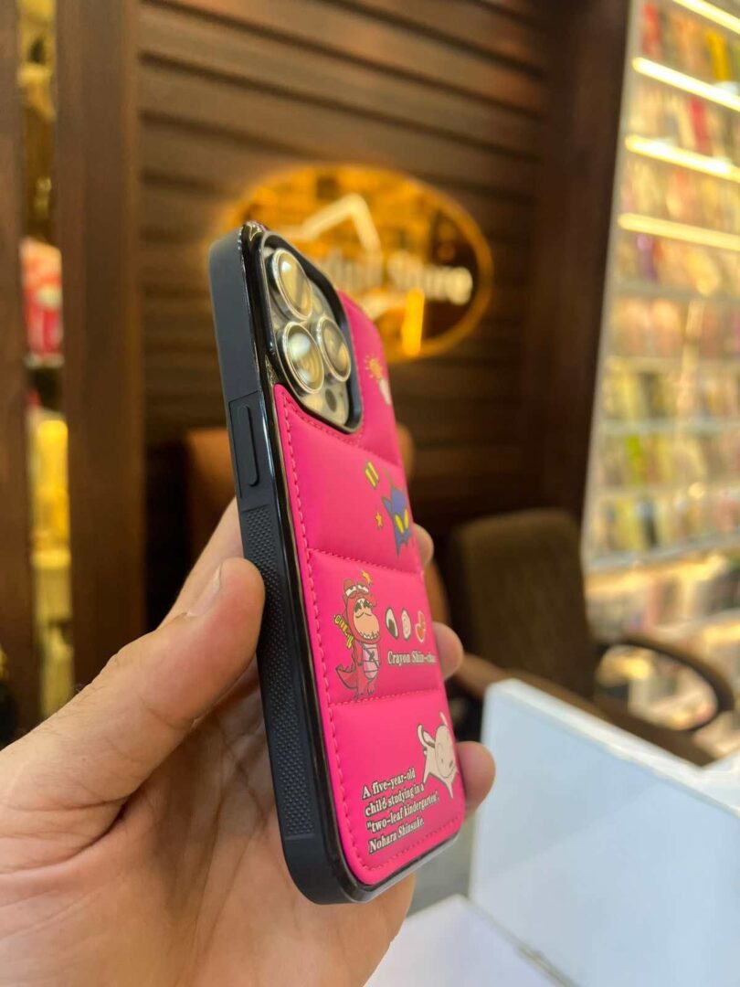 Pink puffer shin-chan case - Image 2