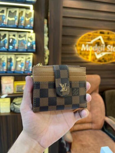 Zipper series (brown LL.v check)