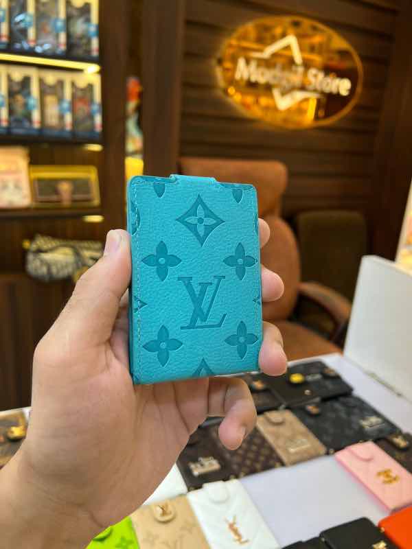 Flip card holder LL.v (embossed Blue ) - Image 2