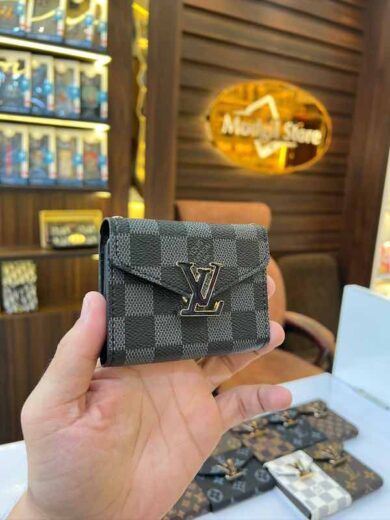 Black LL.v check holders with extra pocket