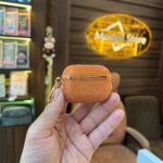 Shimmer AirPods case (Gold Orange)