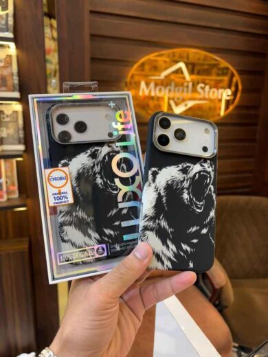 Carbon texture embossed mag-safe case (Bear) - iphone 17 pro max
