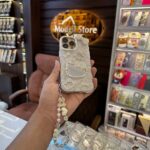 Pearl kitty case with charm