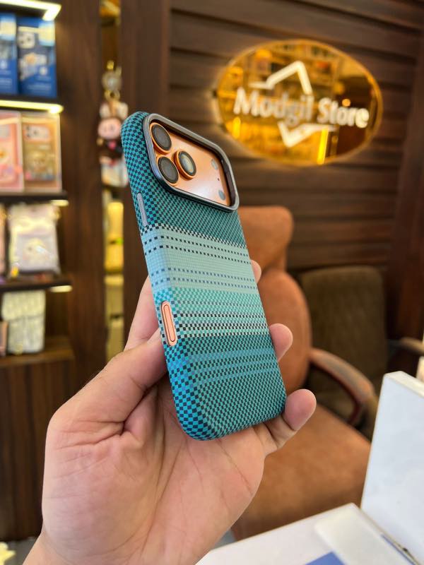 Blue Kevlar mag-safe case with stand - Image 3