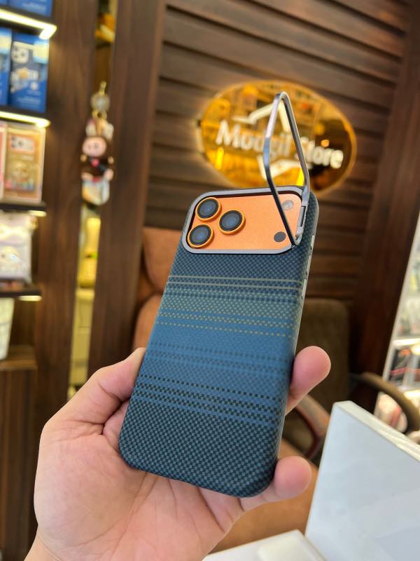 Blue kevlar mag-safe case with stand - Image 4