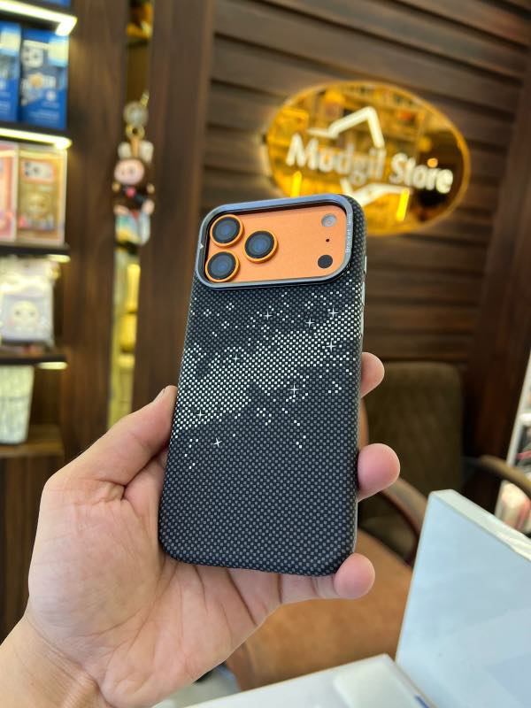 Black Kevlar mag-safe case with stand (2B)