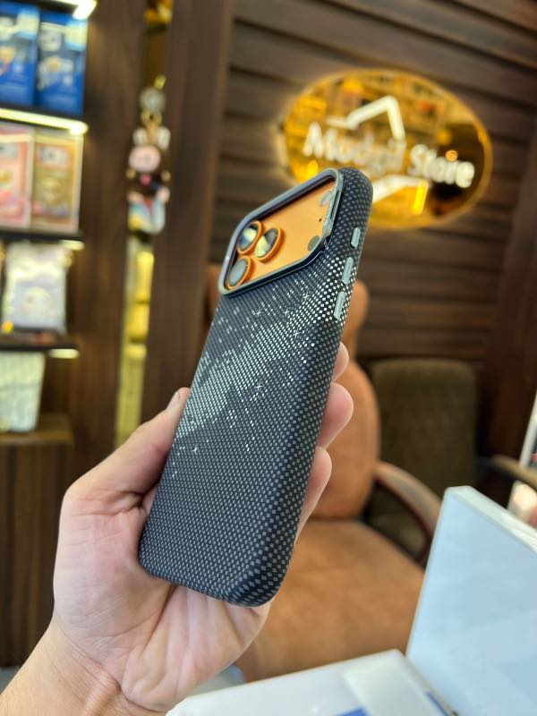 Black Kevlar mag-safe case with stand (2B) - Image 3