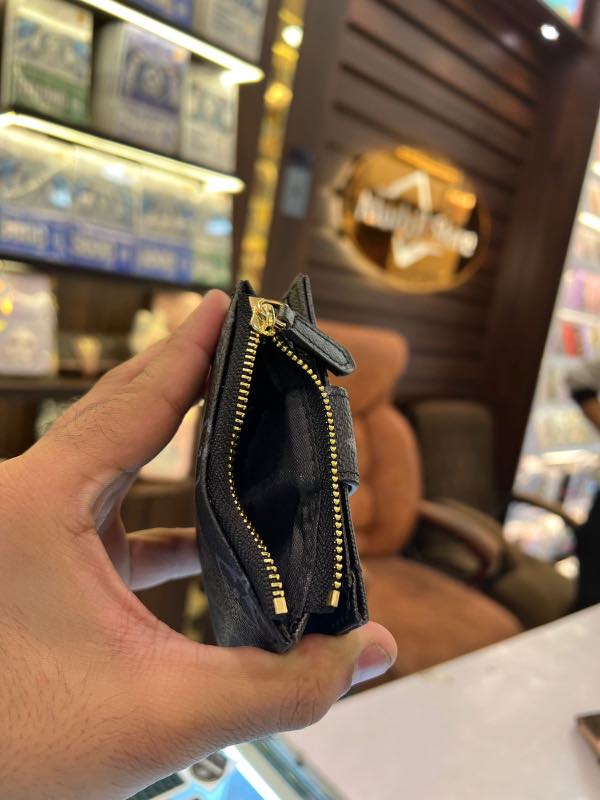 Card holder zipper LL.V (Black) - Image 3