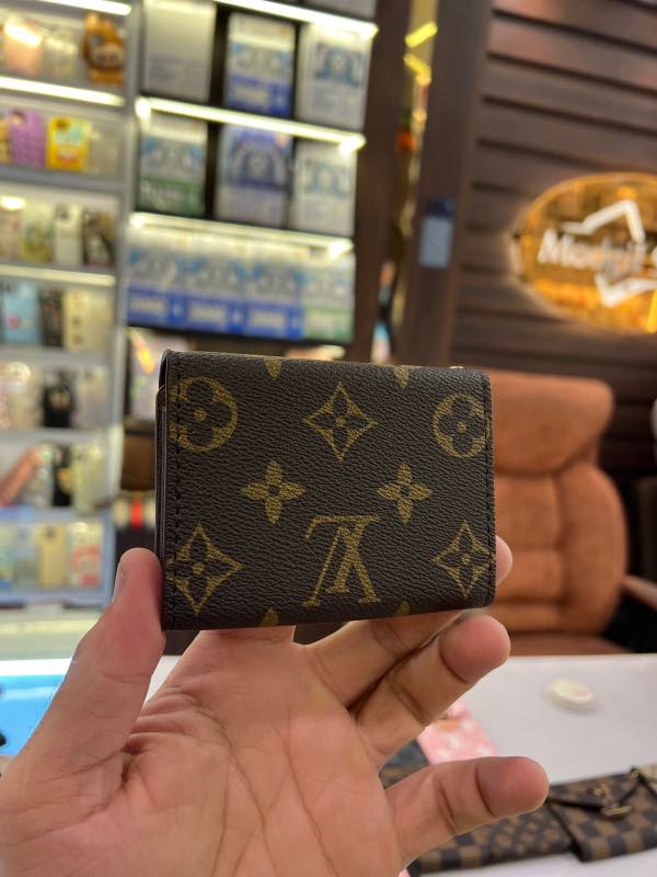 LL.V card holder (Brown bold logo) - Image 3