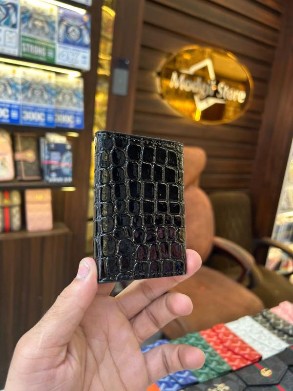 PR leather texture card holder - Image 3