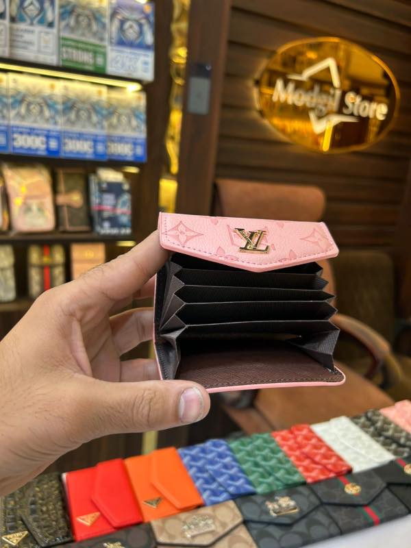 LL.V embossed card holder (Pink) - Image 2