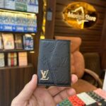 LL.V embossed card holder