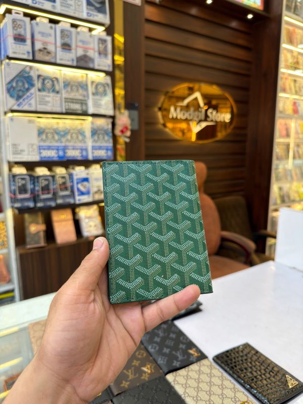 GY Green passport holder - Image 3