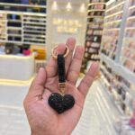 Stone heart keychain (black)